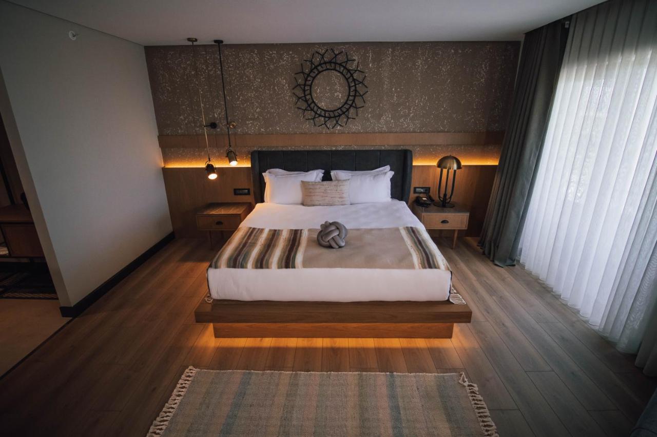 Panagia Premier Trabzon Hotell Eksteriør bilde A bedroom at the hotel
