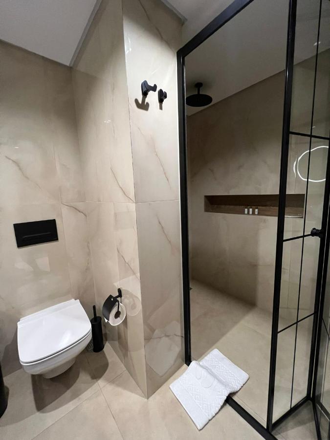 Panagia Premier Trabzon Hotell Eksteriør bilde Bathroom with shower